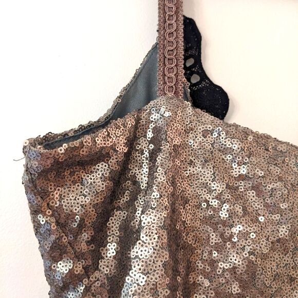 Gimmicks sequin top - Picture 5 of 5